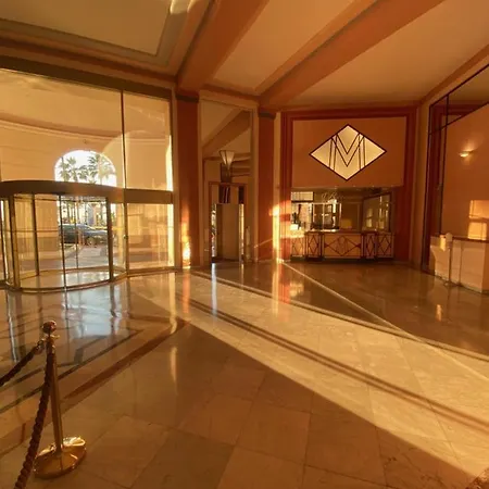 Palais Miramar: Modern Art Suite with Sea View Cannes Exterior photo