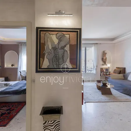 Palais Miramar: Modern Art Suite with Sea View Cannes Exterior photo